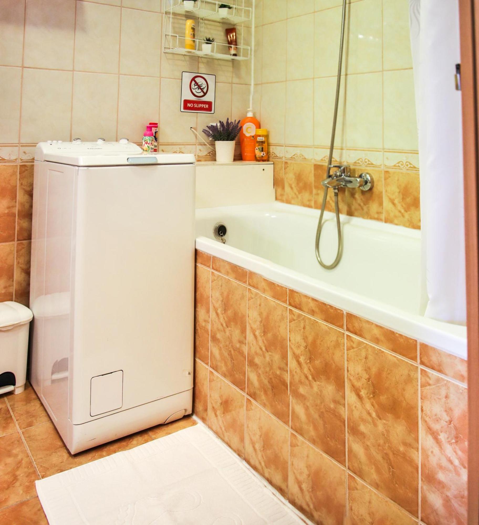 Dia Apartman Miskolc Luaran gambar