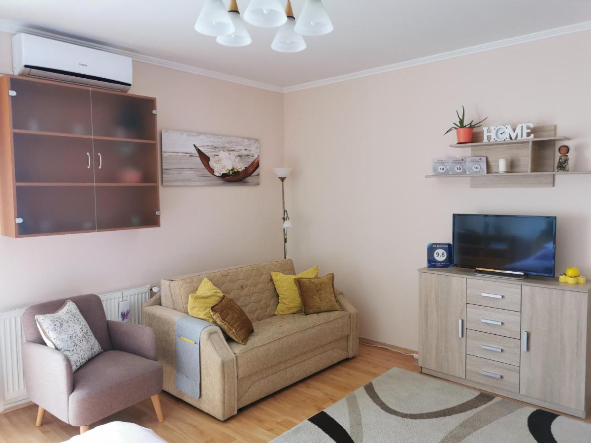 Dia Apartman Miskolc Luaran gambar